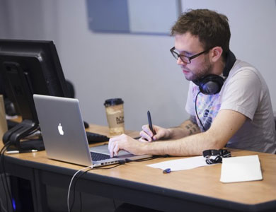 高速云端下载的在线网页发短信